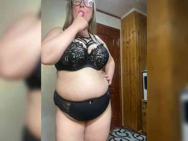 Mila2703 webcam