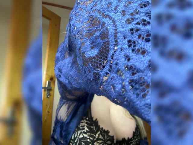 Mila2703 webcam