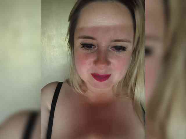 Mila2703 webcam