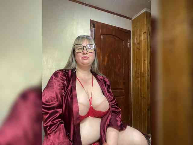 Mila2703 webcam