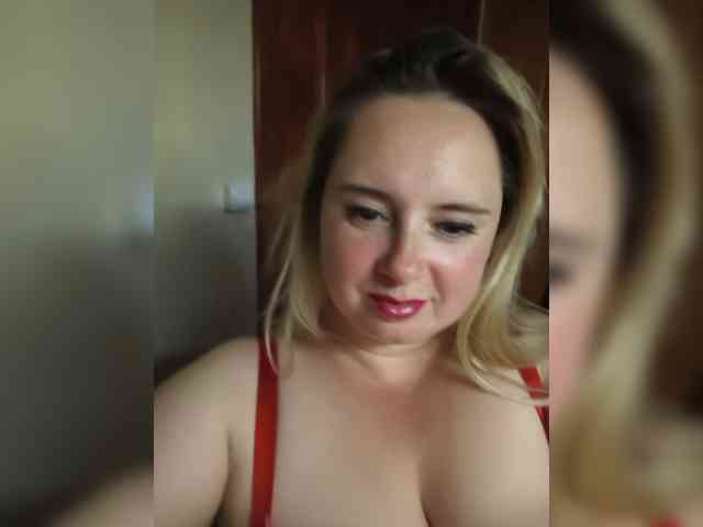 Mila2703 webcam
