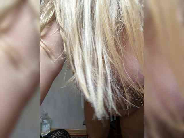 Mila2703 webcam