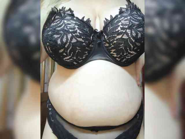 Mila2703 webcam