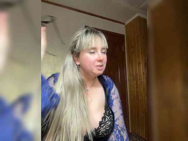 Mila2703 webcam