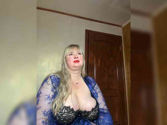 Mila2703 webcam