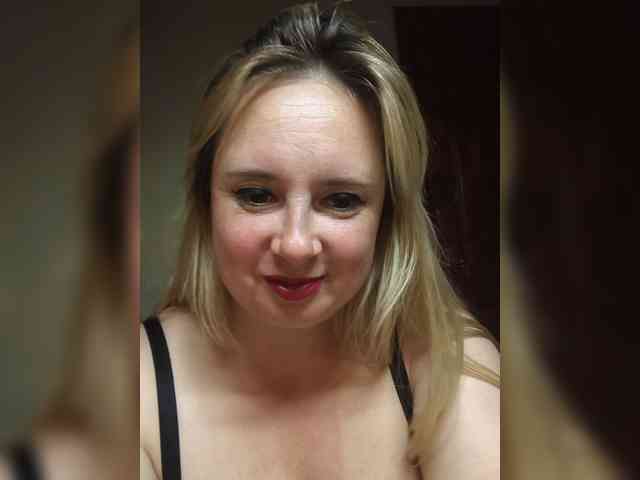 Mila2703 webcam