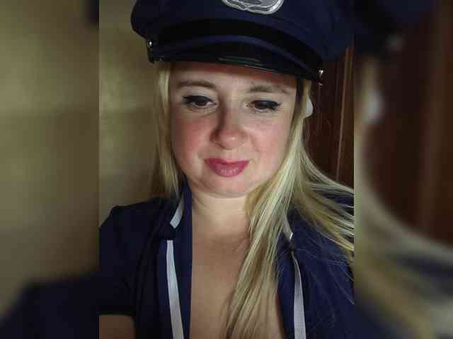 Mila2703 webcam