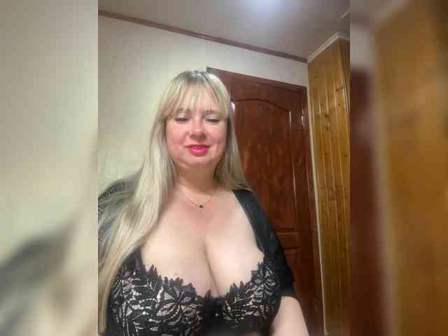 Mila2703 webcam