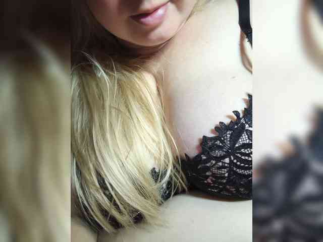 Mila2703 webcam