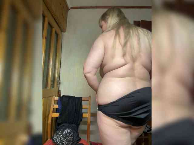 Mila2703 webcam