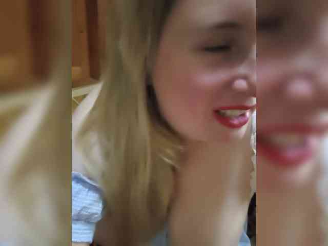 Mila2703 webcam