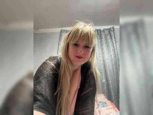 Mila2703 webcam