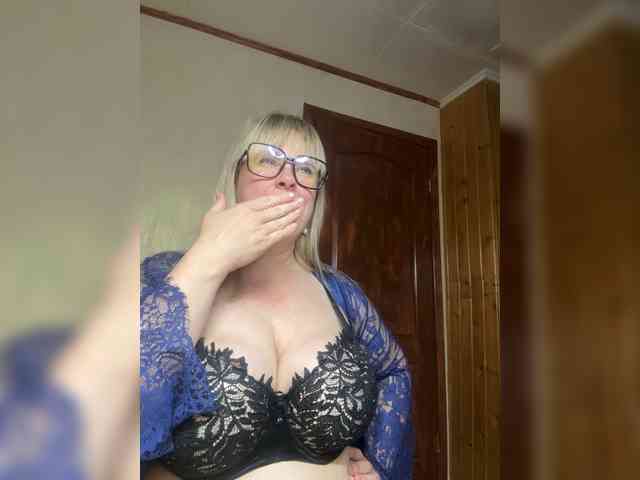 Mila2703 webcam