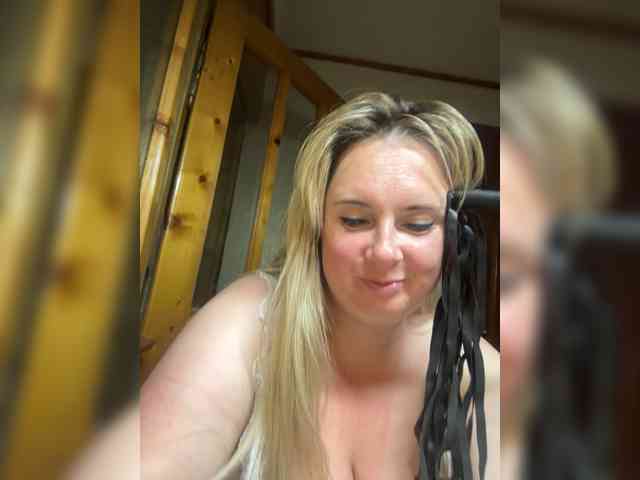 Mila2703 webcam