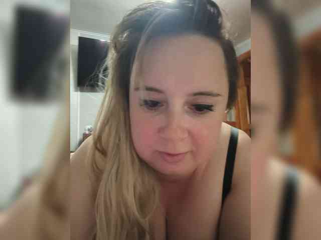 Mila2703 webcam