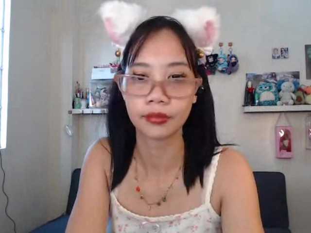 GloryAllTheWay webcam