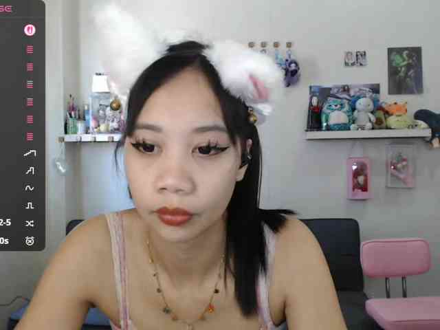 GloryAllTheWay webcam