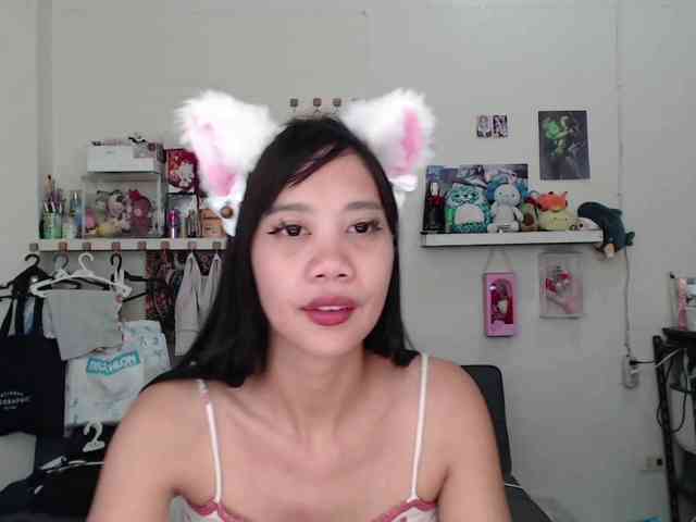 GloryAllTheWay webcam