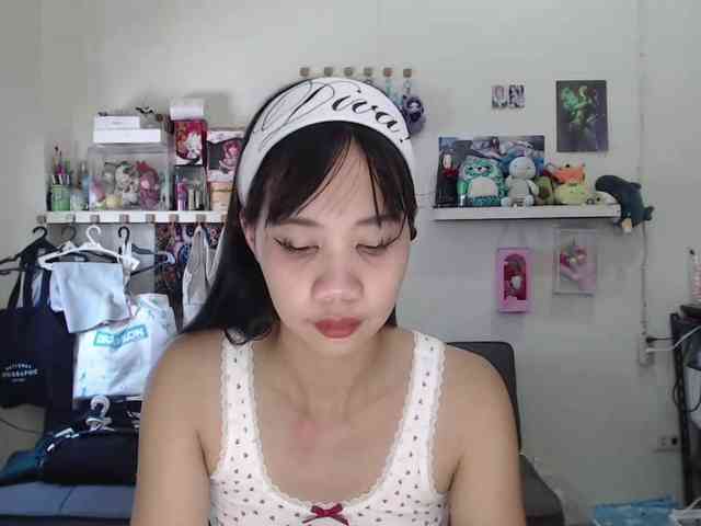GloryAllTheWay webcam