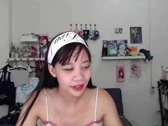 GloryAllTheWay webcam