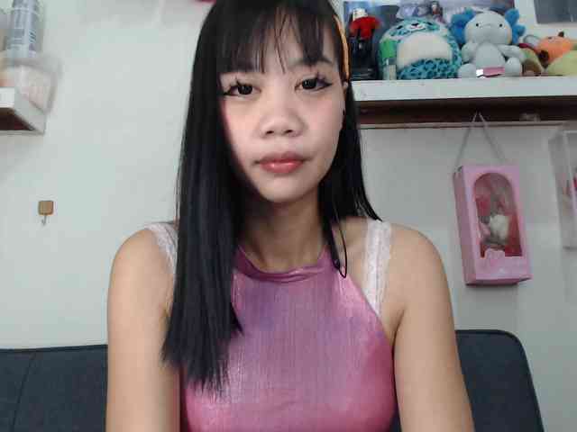 GloryAllTheWay webcam