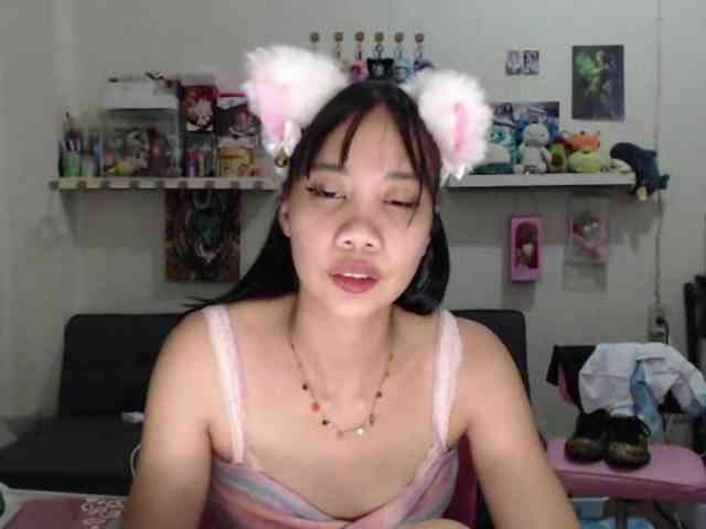 GloryAllTheWay webcam