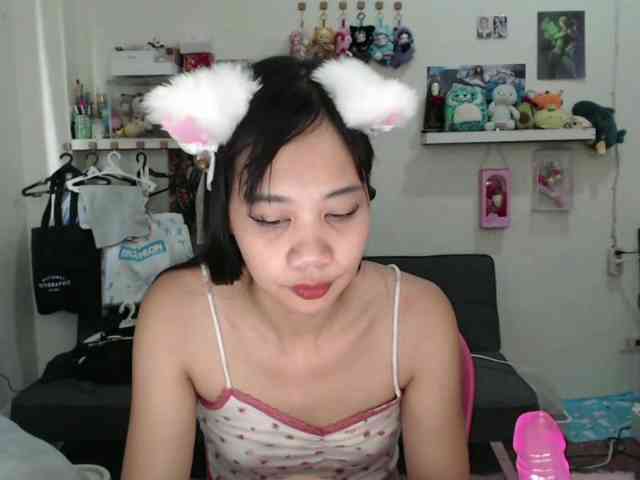 GloryAllTheWay webcam