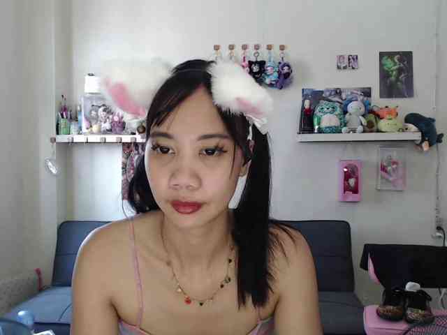 GloryAllTheWay webcam