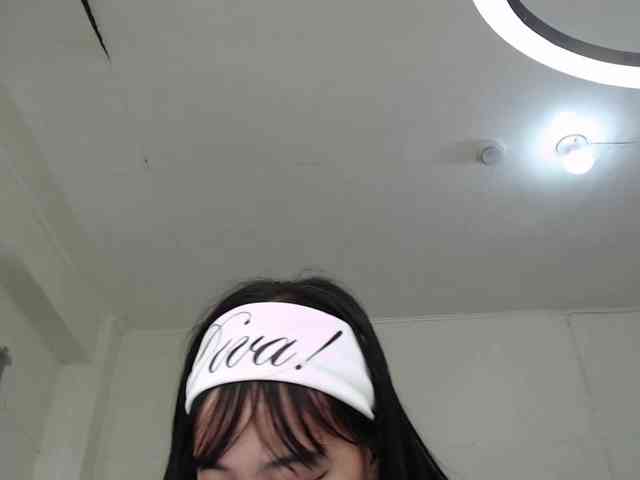 GloryAllTheWay webcam