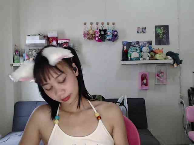 GloryAllTheWay webcam