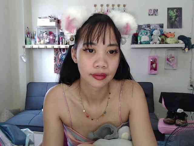 GloryAllTheWay webcam