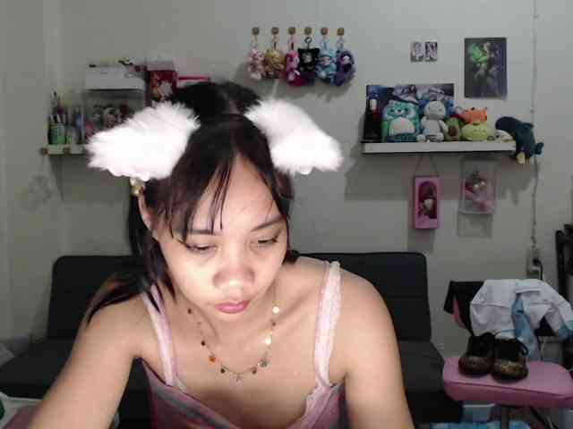 GloryAllTheWay webcam