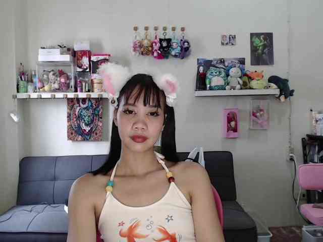 GloryAllTheWay webcam