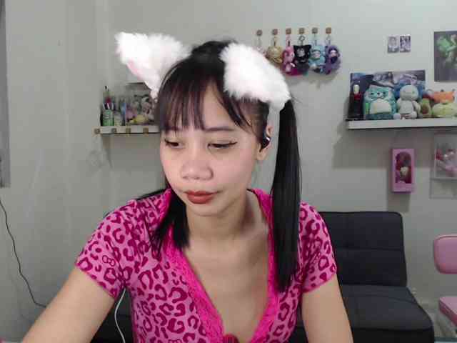 GloryAllTheWay webcam
