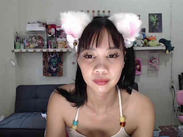GloryAllTheWay webcam