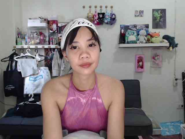 GloryAllTheWay webcam