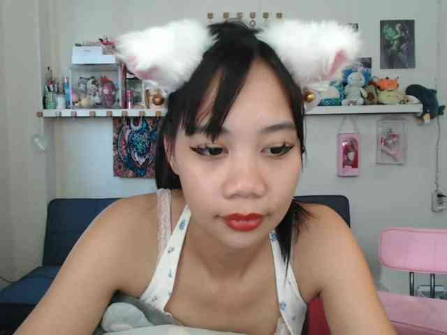 GloryAllTheWay webcam