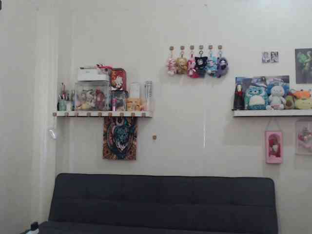 GloryAllTheWay webcam