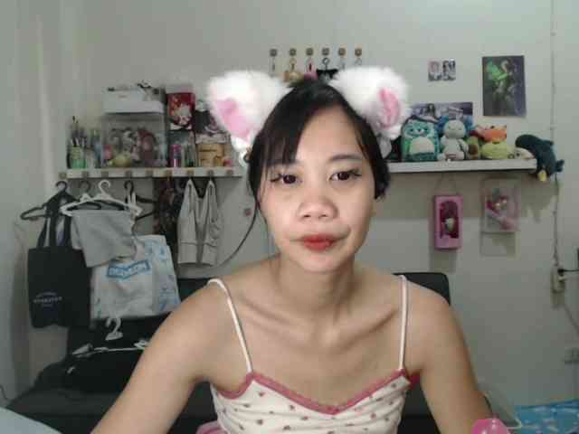 GloryAllTheWay webcam