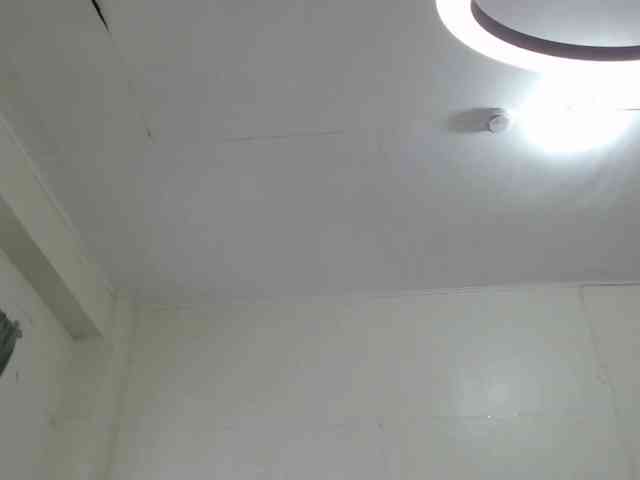 GloryAllTheWay webcam