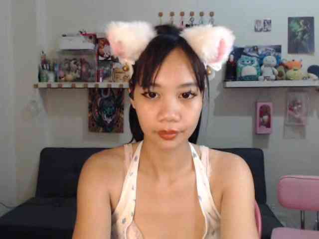 GloryAllTheWay webcam