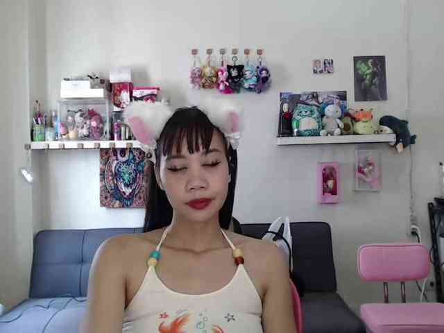 GloryAllTheWay webcam