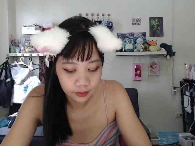 GloryAllTheWay webcam