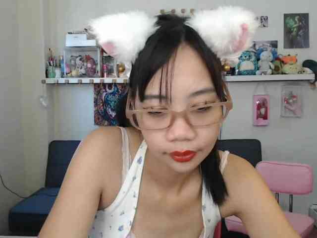 GloryAllTheWay webcam