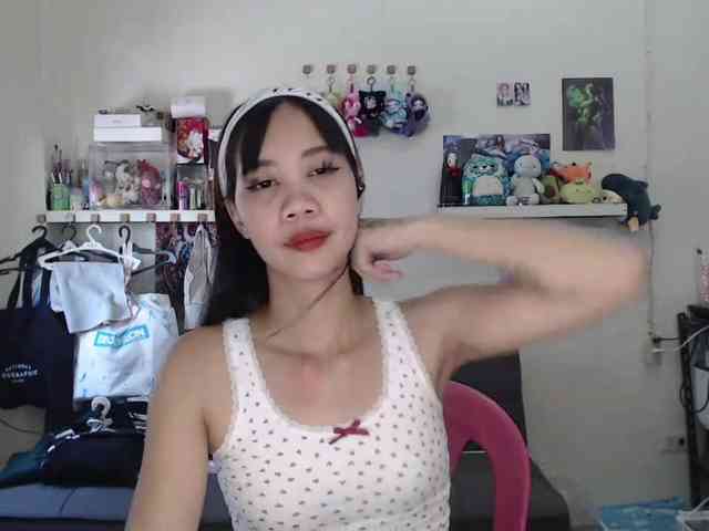 GloryAllTheWay webcam