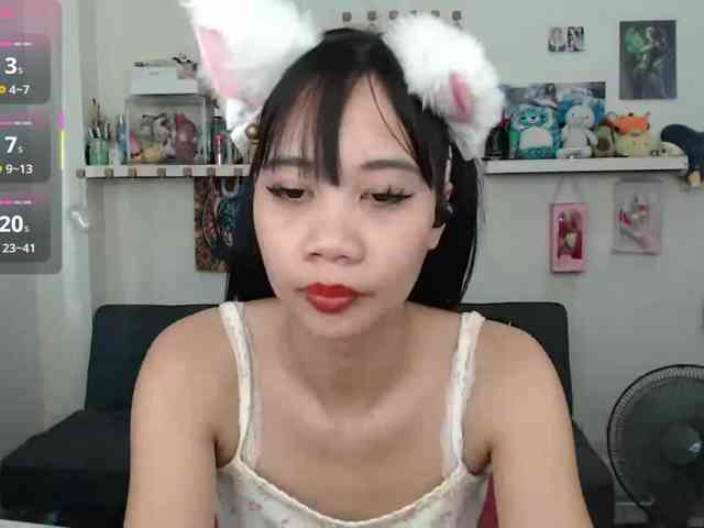GloryAllTheWay webcam