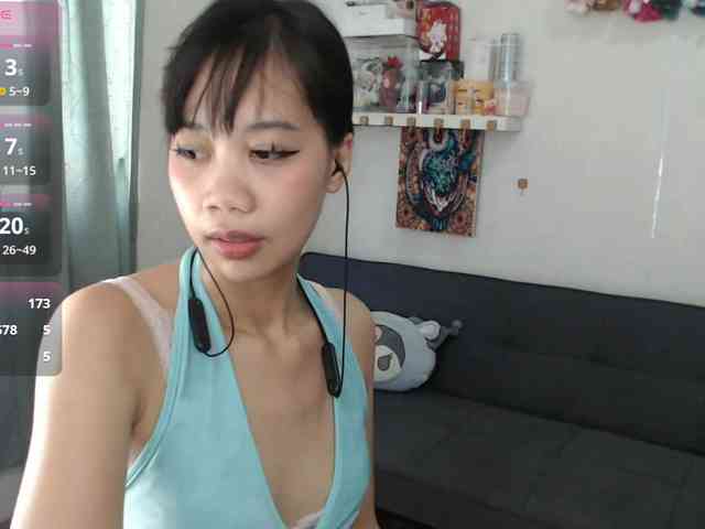 GloryAllTheWay webcam