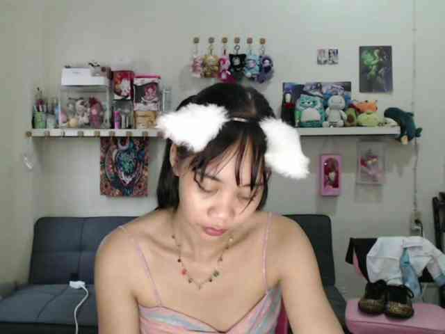 GloryAllTheWay webcam