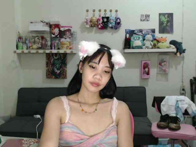GloryAllTheWay webcam