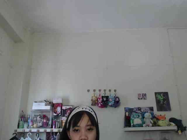 GloryAllTheWay webcam